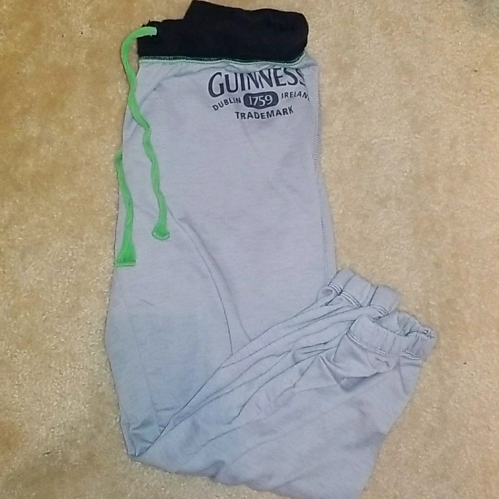 Guinness capri sweats